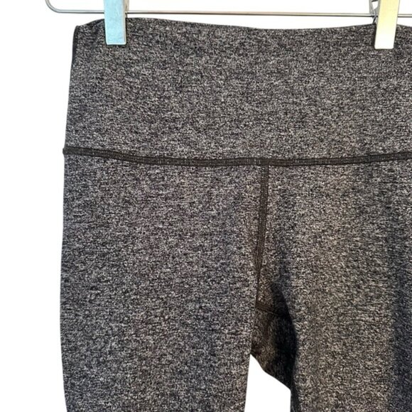 Lululemon Athletica | Gray and Black Heather Align 28”Leggings Size 6 - Picture 4 of 8